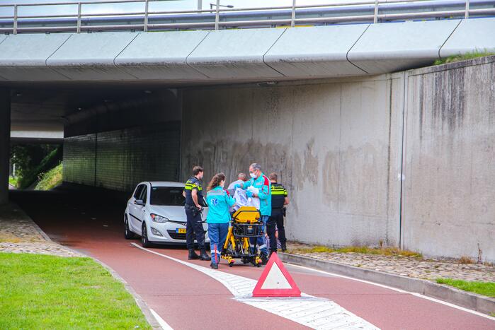 Scooterrijder slaat op de vlucht na aanrijding