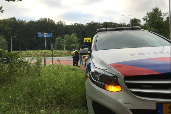 Fietser gaat onderuit een raakt gewond