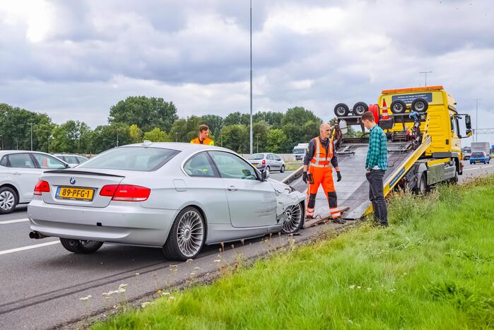 Flinke schade tussen meerdere voertuigen