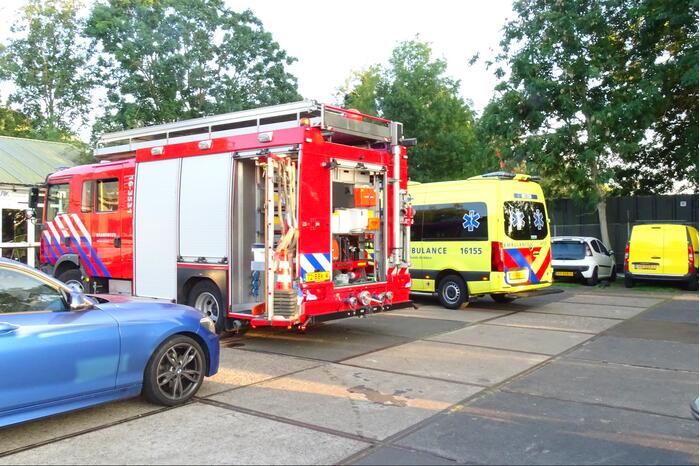 Man loopt brandwonden op aan boord