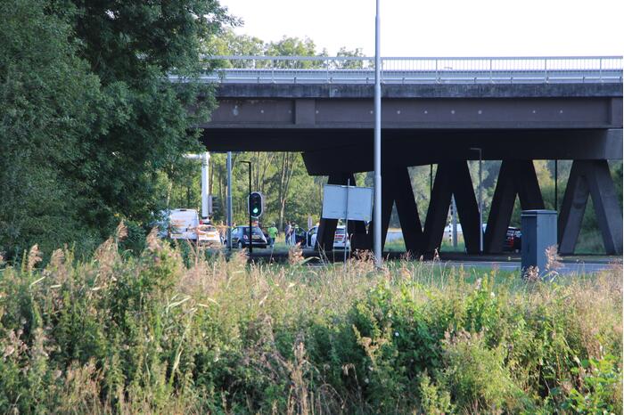 Meerdere voertuigen betrokken bij kop-staart botsing