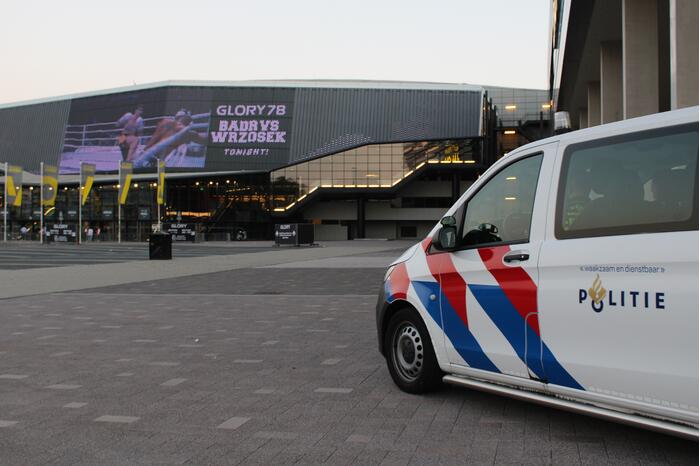 Veel politie op de been bij bokswedstrijd Glory 78