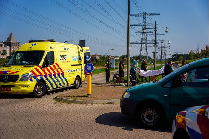 Fietser gewond door ongeval met personenauto