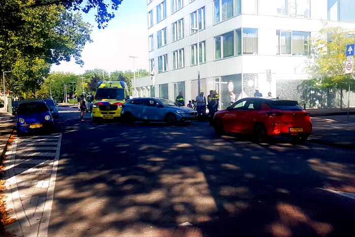 Voetgangster gewond na ongeval met personenauto
