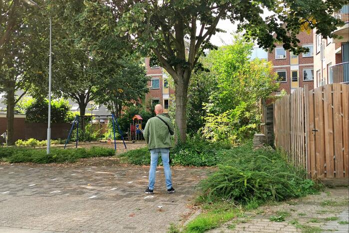 Arrestatieteam doet inval in flatwoning