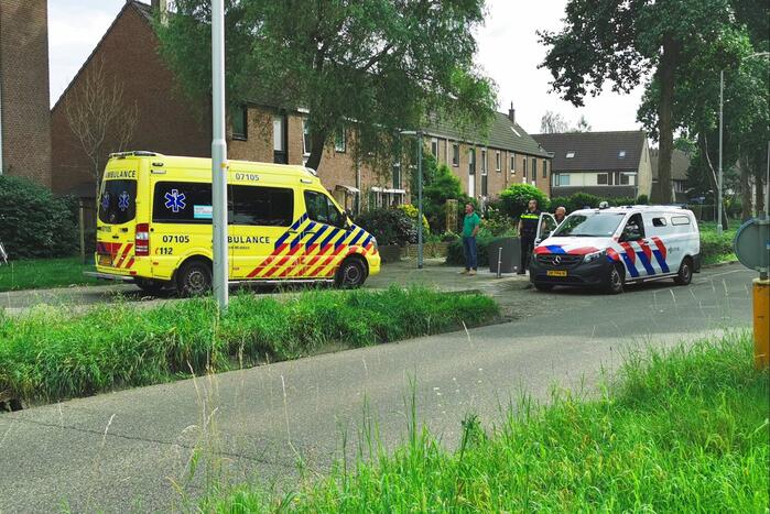 Arrestatieteam doet inval in flatwoning