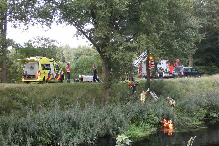 Grote zoekactie in Oranjekanaal na vondst motorhelm