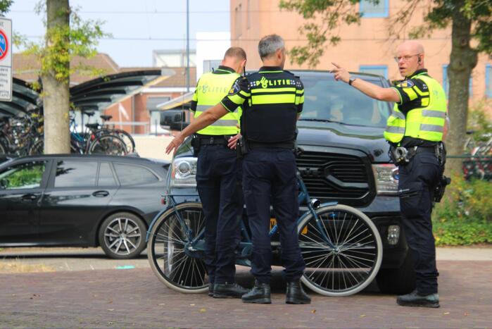 Fietser gewond bij botsing met pick-up wagen