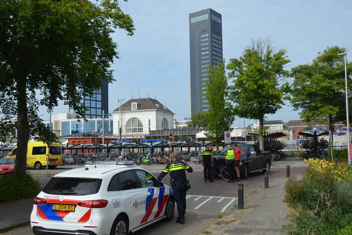 Fietser gewond bij botsing met pick-up wagen