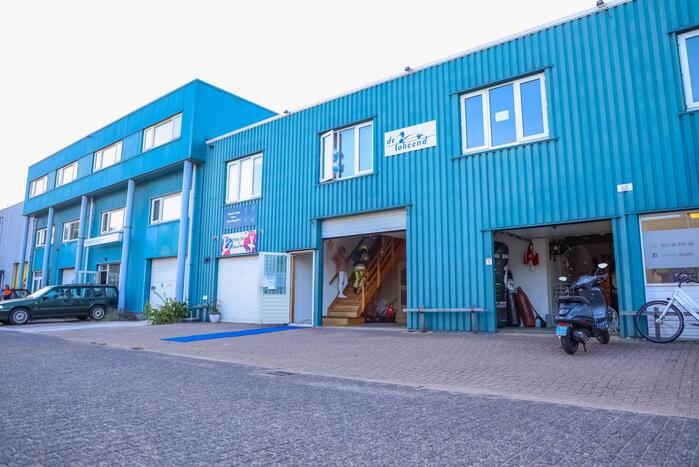 Bedrijfspand ontruimd door gaslucht