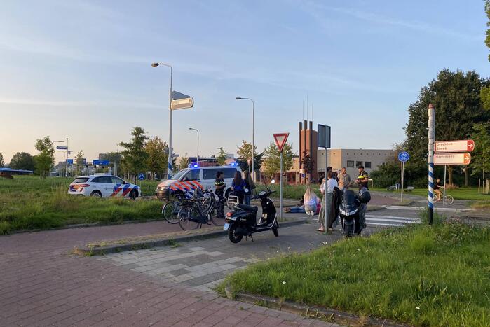 Fietsster gewond bij aanrijding met auto