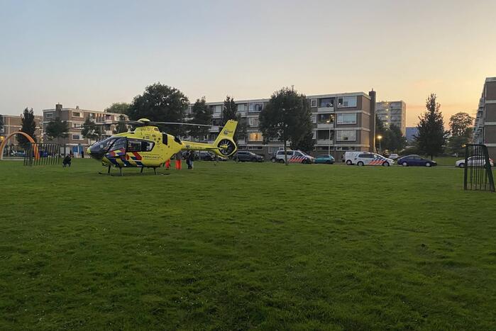 Jongeman (17) neergestoken nabij Jumbo