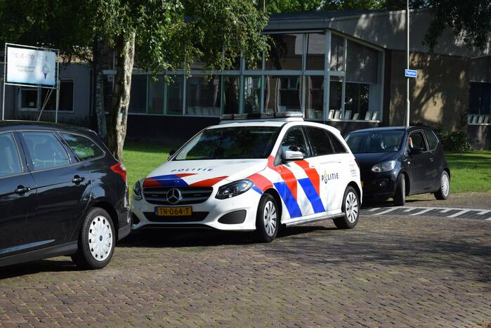 Persoon gewond bij incident Emelwerda College