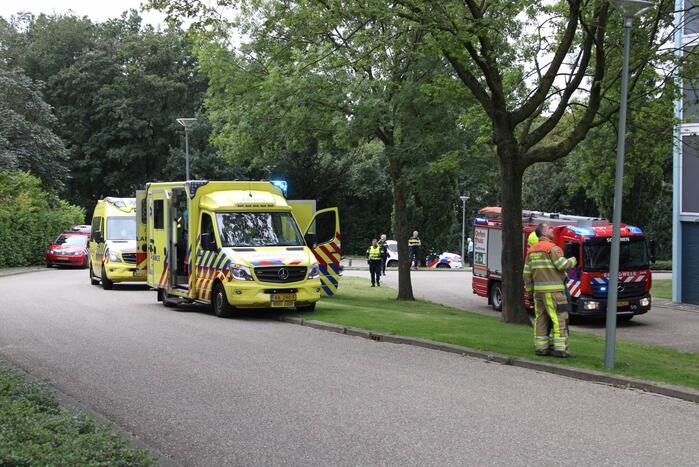 Gewonde bij hevige brand in flat