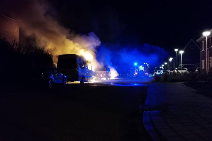 Meerdere voertuigen in brand