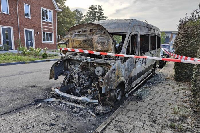 Enorme schade bij forse autobranden