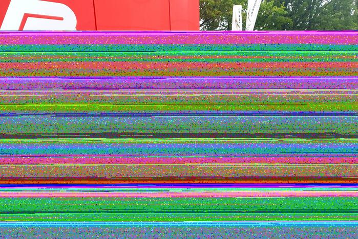 Schade bij botsing met vrachtwagen