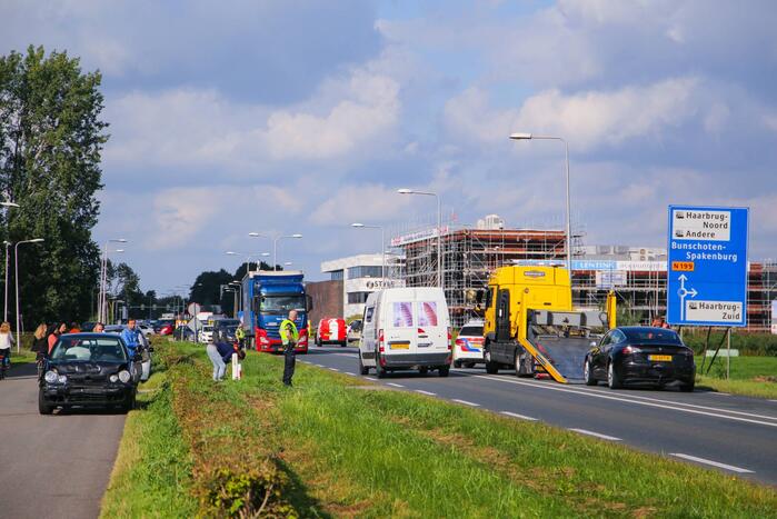 Schade aan personenauto's door kopstaart botsing