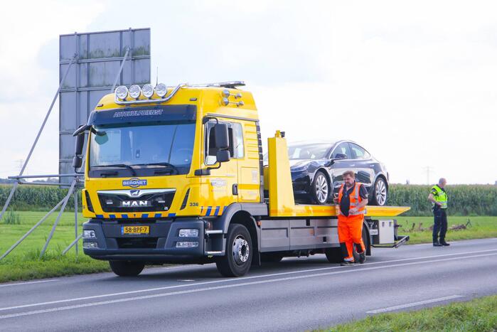 Schade aan personenauto's door kopstaart botsing