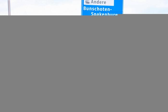 Schade aan personenauto's door kopstaart botsing