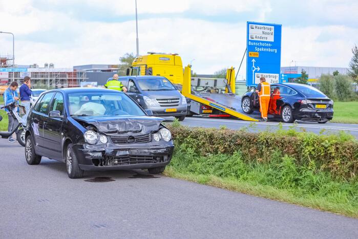 Schade aan personenauto's door kopstaart botsing