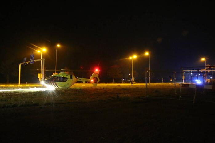 Traumahelikopter landt voor melding in woning