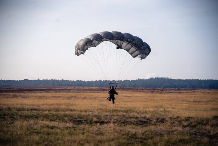 Airborne Luchtlandingen en Herdenking in Ede
