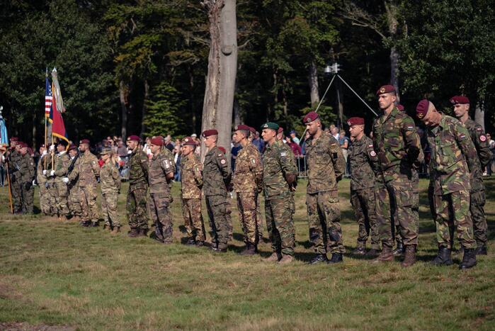 Airborne Luchtlandingen en Herdenking in Ede