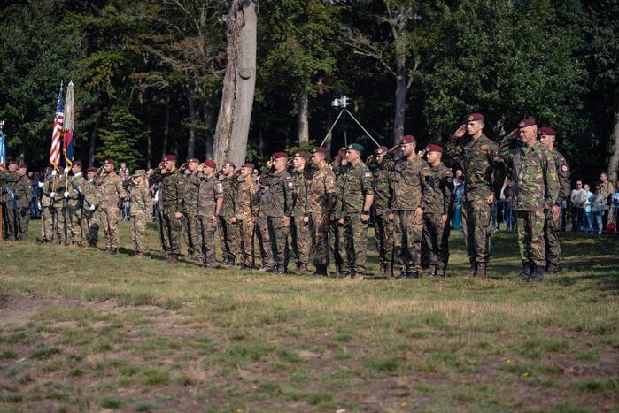 Airborne Luchtlandingen en Herdenking in Ede