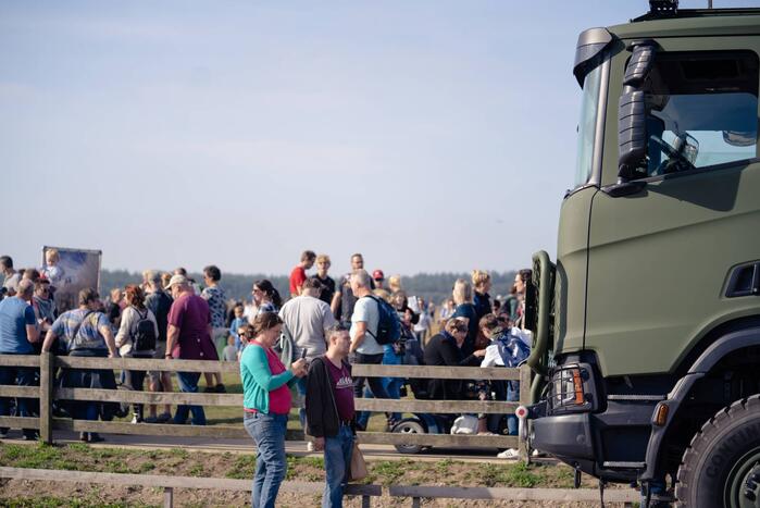 Airborne Luchtlandingen en Herdenking in Ede