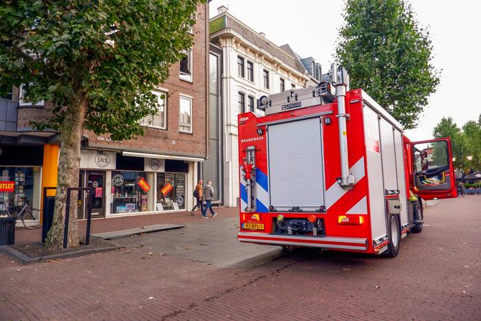 Kip in airfryer vliegt in brand