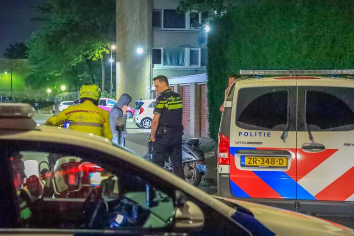 Scooterrijder gaat onderuit tijdens achtervolging