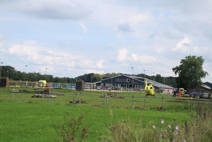 Traumahelikopter landt voor incident