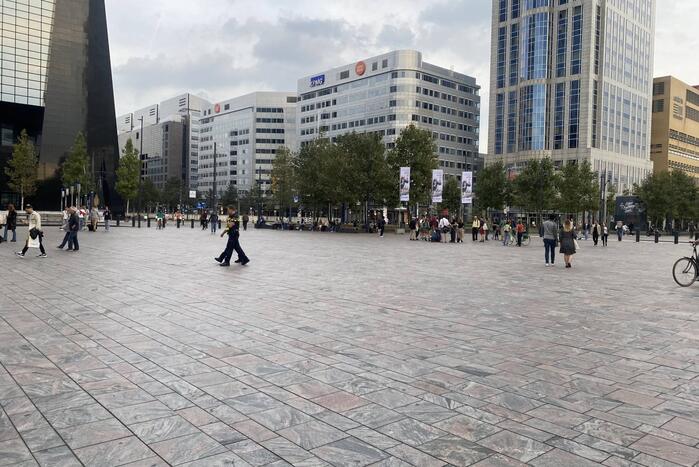 Demonstratie extinction rebellion voor Rotterdam centraal