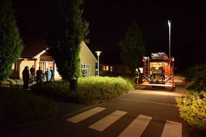 Brandmelder gaat af door elektra in plafond