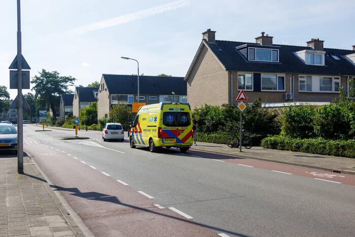 Voetgangster gewond bij botsing met fietser