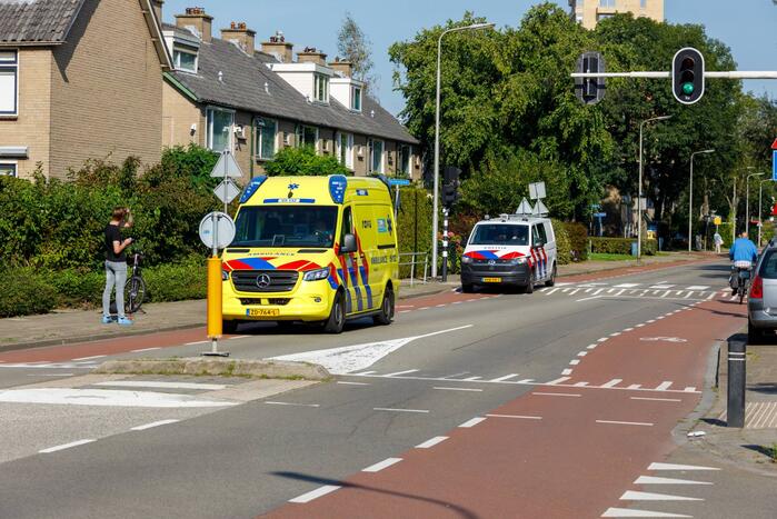 Voetgangster gewond bij botsing met fietser