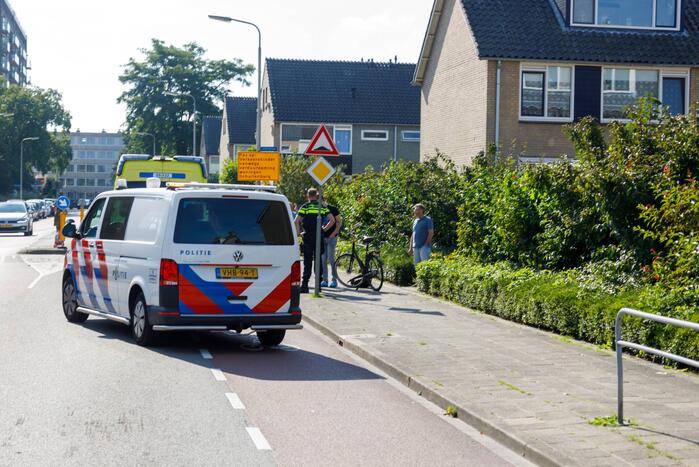 Voetgangster gewond bij botsing met fietser