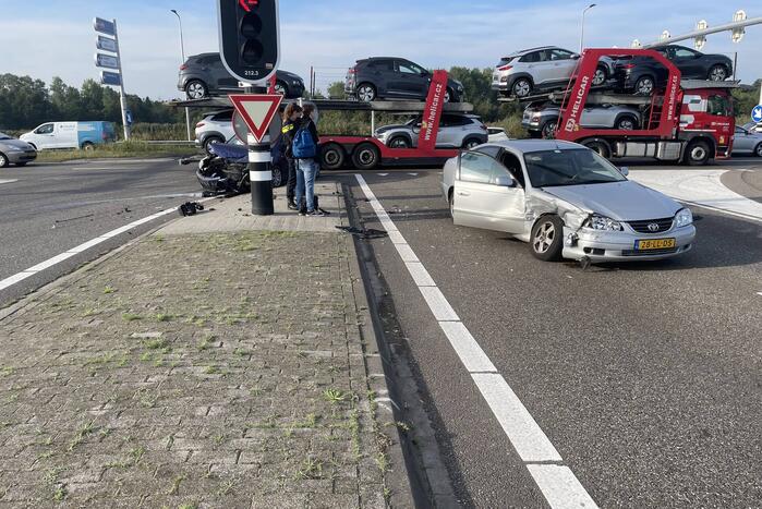 Flinke schade bij botsing op kruising