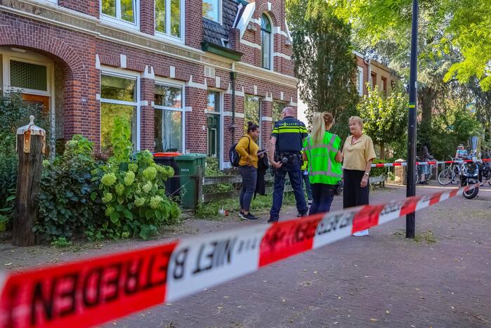 Persoon overleden in woning aangetroffen
