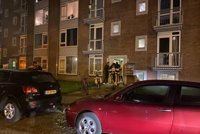 Hulpdiensten forceren deur bij stankoverlast