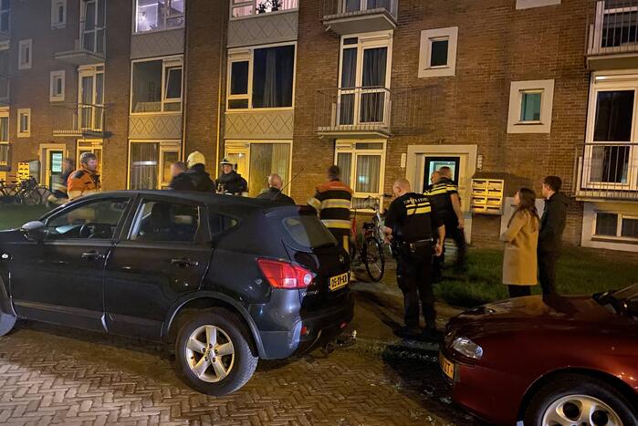 Hulpdiensten forceren deur bij stankoverlast