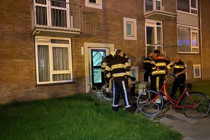 Hulpdiensten forceren deur bij stankoverlast