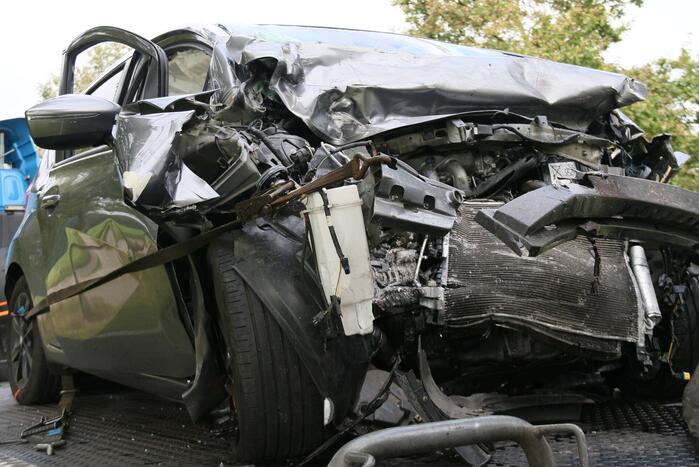 Bestuurder overleden bij ernstig ongeval