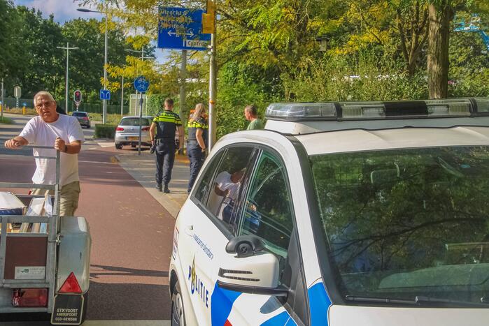 Man op scooter gewond bij aanrijding