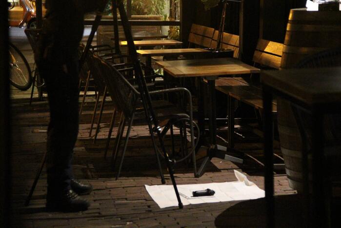 Gewonde en waarschuwingsschot bij steekpartij