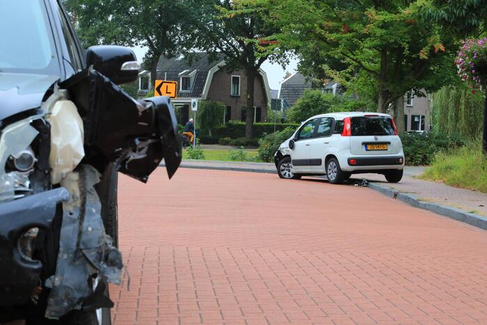 Twee ongelukken tegelijkertijd bij winkelcentrum