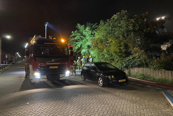 Grote brand in meerdere achtertuinen