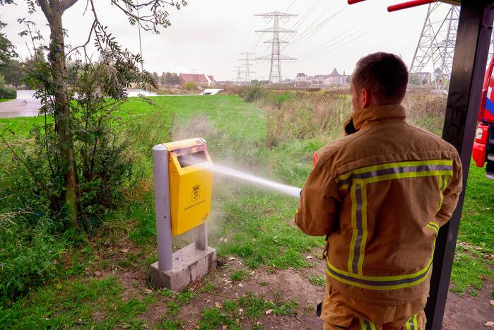 Prullenbak in brand gestoken op Sportpark