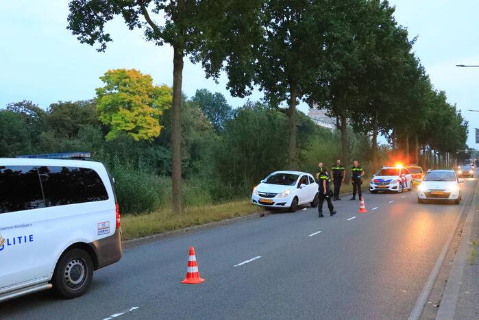 Persoon gewond door steekpartij in personenauto